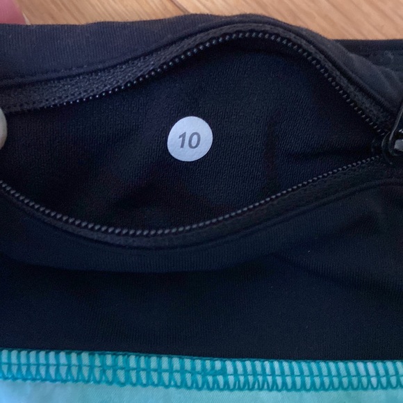 Lululemon shorts - Picture 3 of 5